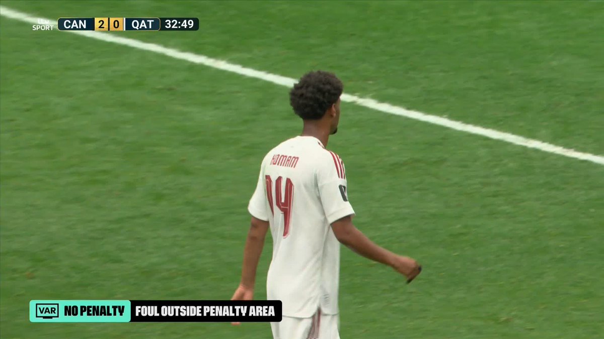 Homam Elamin has his yellow card overturned and receives a RED card for this push just outside the penalty box… A harsh decision?