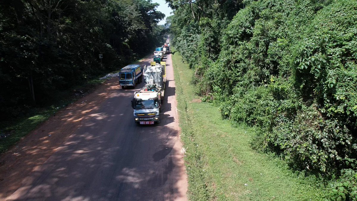 A major milestone in strengthening Uganda’s industrial power infrastructure. UETCL has received three 80MVA transformers destined for the Kabalega Substation at the Hoima Industrial Park. These critical assets will enhance power reliability and capacity to support strategic national investments in the Albertine region. Once installed, the transformers will provide the backbone of the electrical infrastructure required to power the EACOP, petrochemical industries, and other industrial installations, further advancing Uganda’s journey towards industrialisation, energy security, and economic transformation.