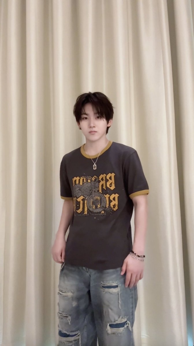 ɢᴇᴛᴛʏ ᴜᴘ ɢᴇᴛᴛʏ ᴜᴘ #계훈 #Kyehoon #KickFlip #킥플립