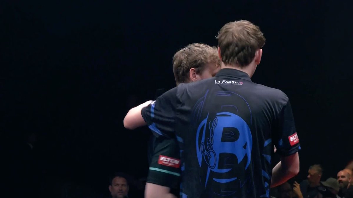 DOETS THERE IT IS! Kevin Doets is back and firing on the European Tour stage, averaging over 102 in a 6-3 win over Owen Bates! 📺 #ET9