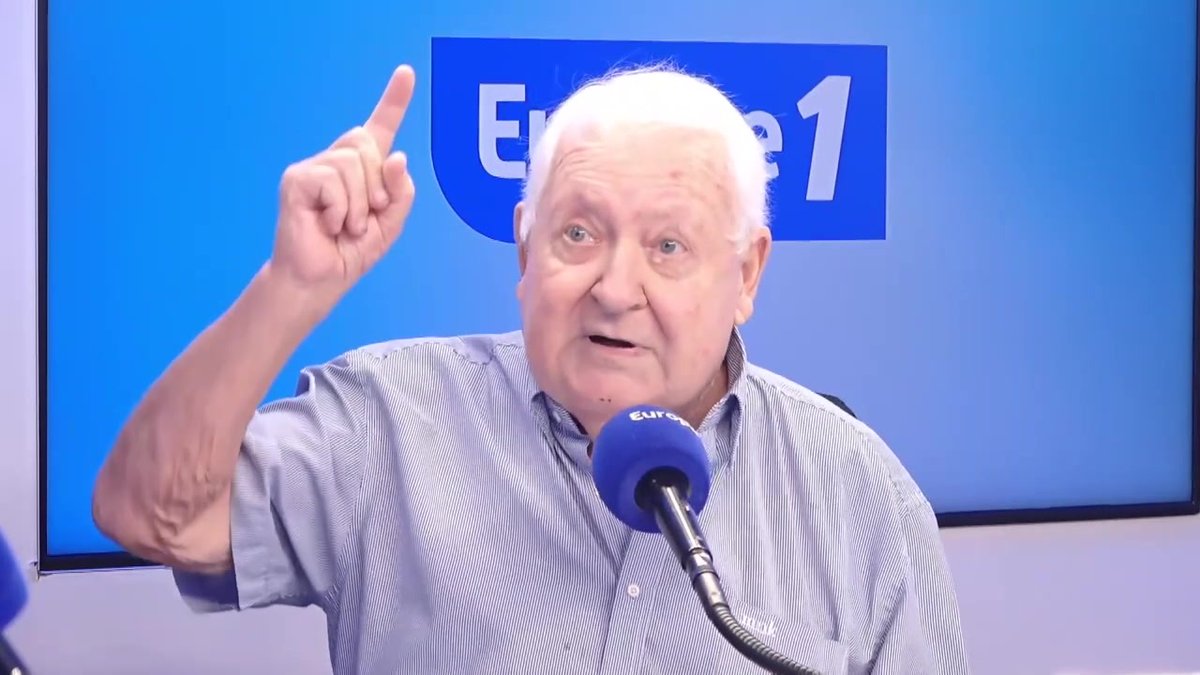 "Avec ça, au lieu d'avoir 35-36 degrés dans mon salon, j'ai 27-28" assure Gérard Carreyrou 🎙️ Au micro de Eliot Deval sur #Europe1 dans #EliotDevalEtVous