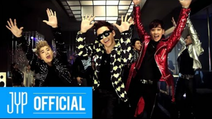 15 years ago today, 2PM released their 2nd Album ‘HANDS UP’ with the title track of the same name.