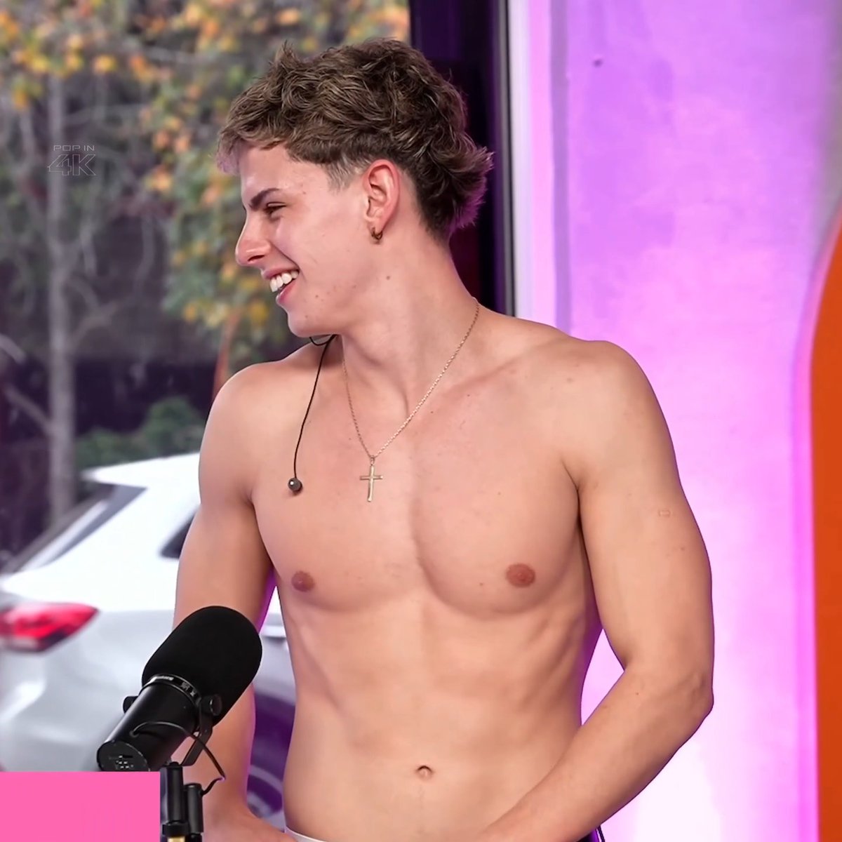 more hot men on podcasts should be doing this instead of talking