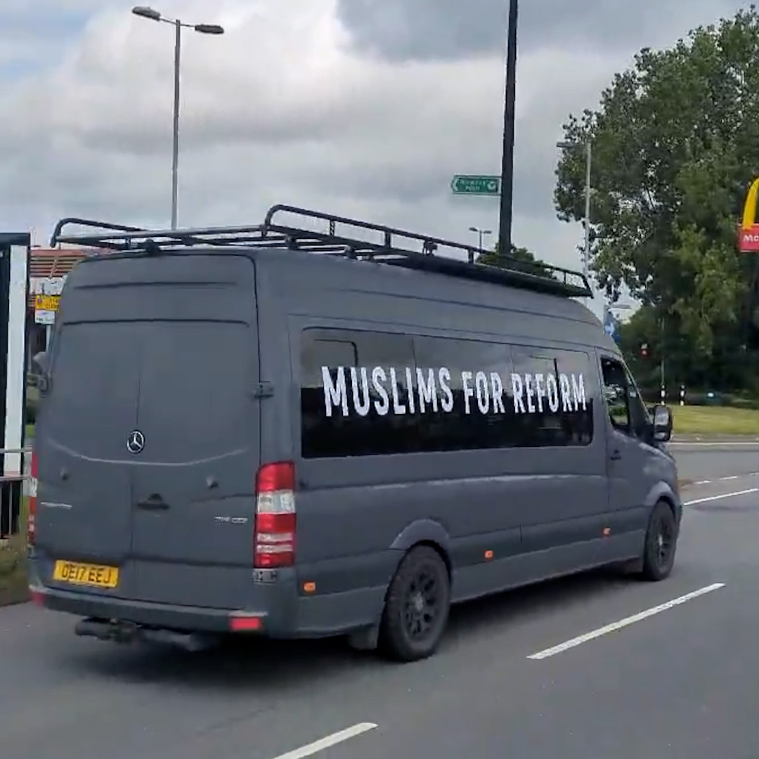 “Some muppet seeking to cause problems.” Restore campaigner Charlie Downes responds to the controversy surrounding the ‘Muslims for Reform’ bus in Makerfield.