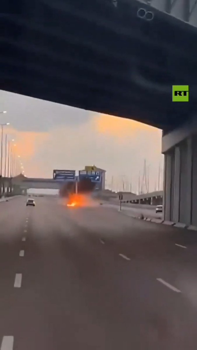 2 KILLED in TRAGIC MOTORCYCLE INFERNO in Egypt One rider loses control after a car suddenly changes lanes, they COMBUST INTO FLAMES THE CAR SPEEDS OFF