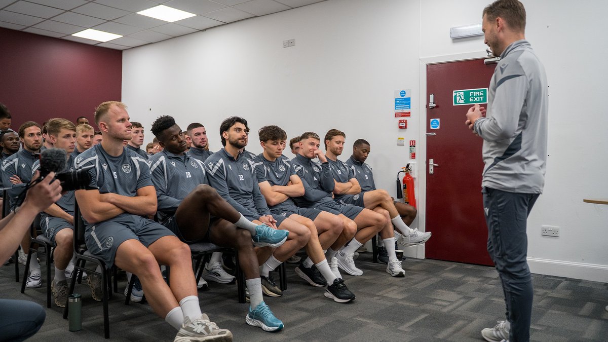 "It's a good opportunity to continue to grow together." When new manager Alfred Johansson met his squad for the first time 💬