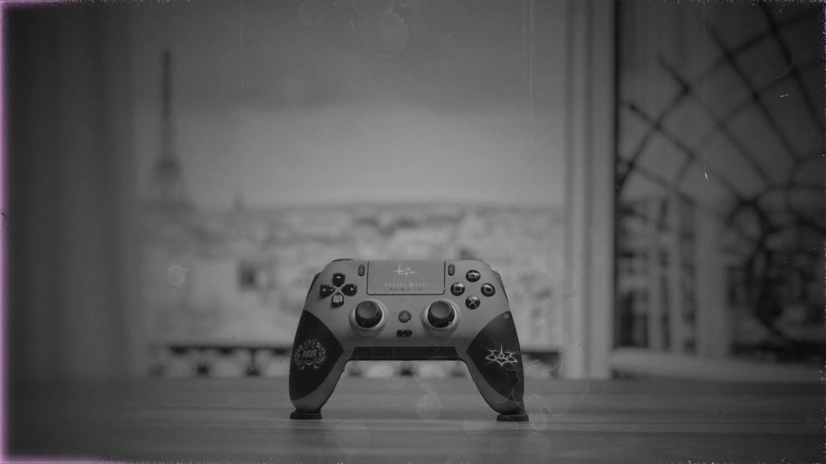 A partir de Jeudi prochain la Victoire sera en Rose. 🩷 L’édition Limitée Gentle Mates ne sera disponible que quelques jours. Soyez prêts !