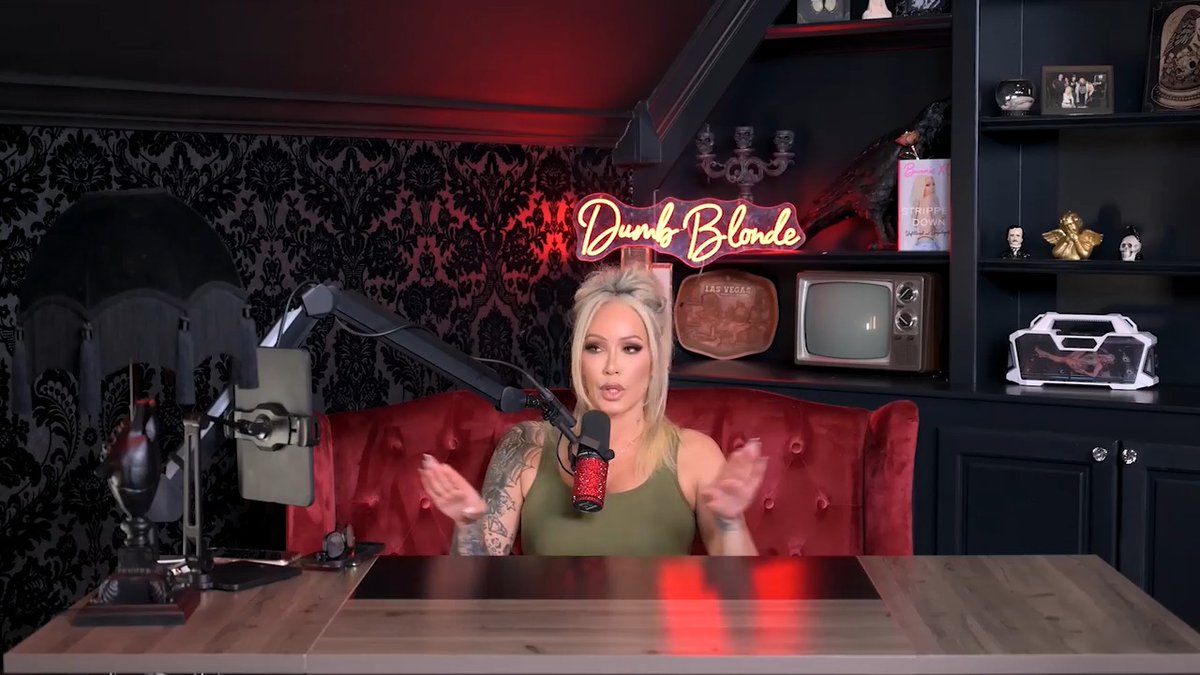 Bunnie XO says she loved Jelly Roll more than he loved her. ❤️‍🩹 Credit: Dumb Blonde Podcast