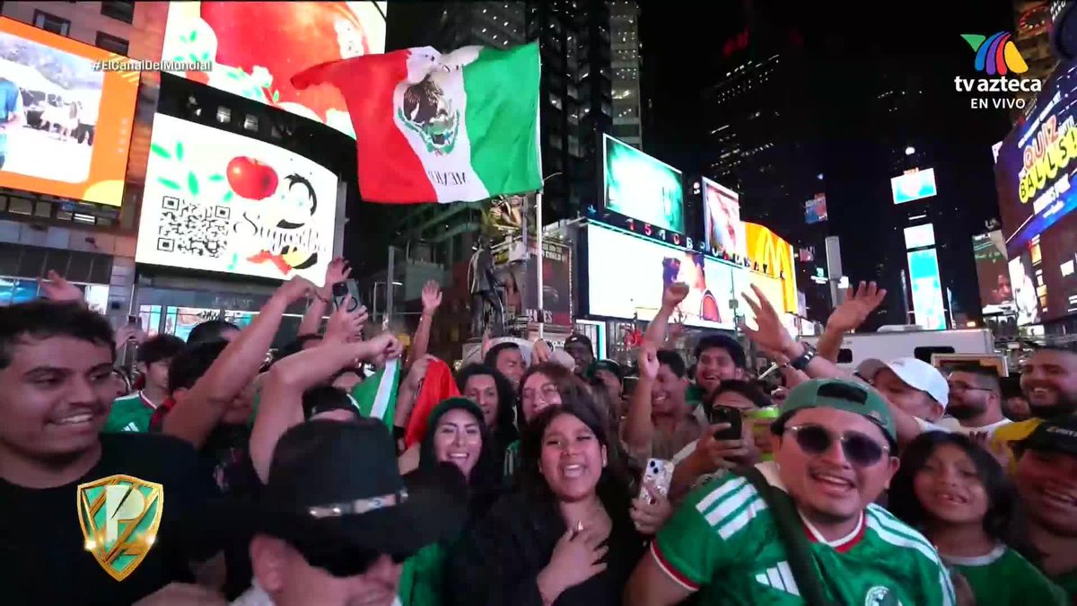 Locura en Times Square tras la victoria de México ante Corea del Sur 😱