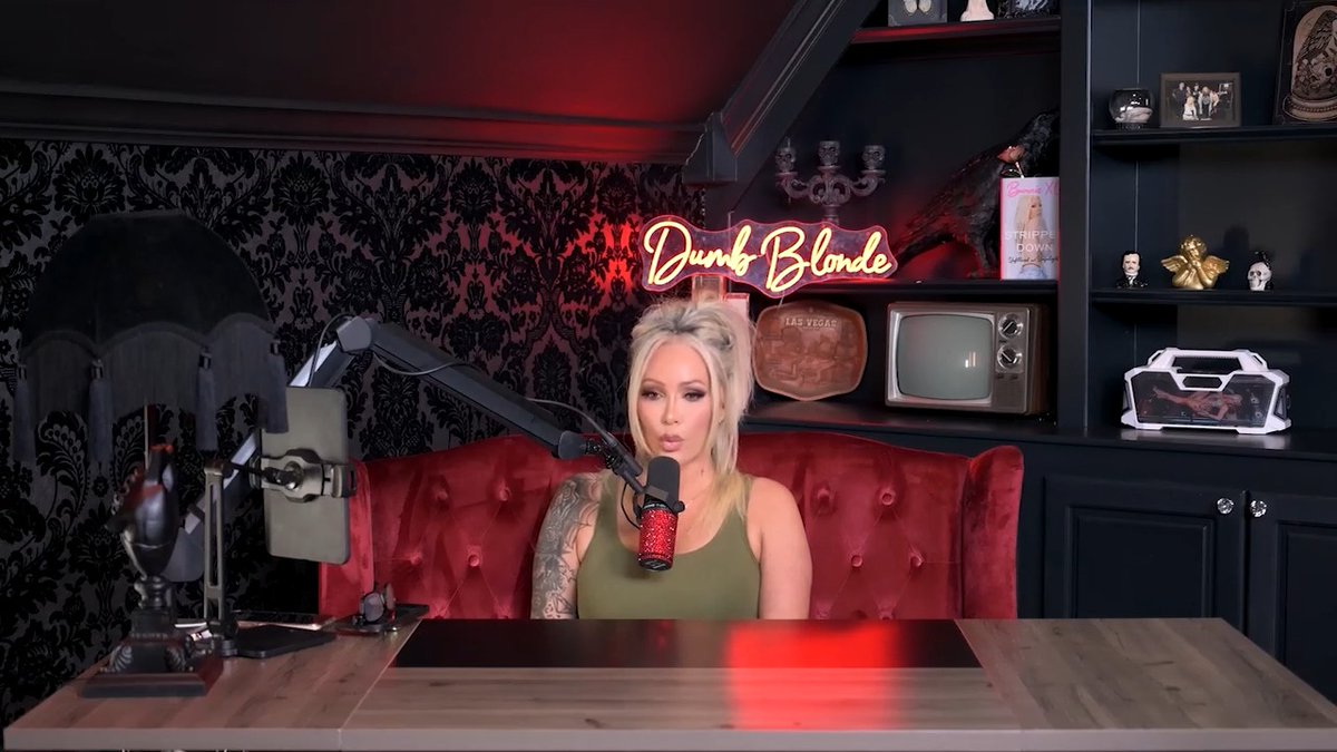Bunnie XO details Mother's Day fight that led to Jelly Roll divorce. 🎥: Dumb Blonde Podcast