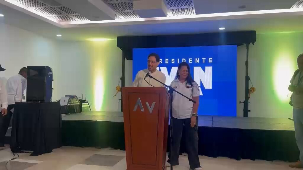#ElGranReto2026 | El candidato presidencial Iván Cepeda anunció que recibió el respaldo de 750 iglesias y comunidades de fe de diferentes regiones del país, durante lo que calificó como el "último gran acto de su campaña electoral", desarrollado en la ciudad de Barranquilla.