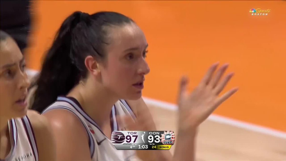 Mabrey Milestone 🙌 Marina Mabrey dropped a career-high 37 points, including 21 in the 4th to grab the comeback W!