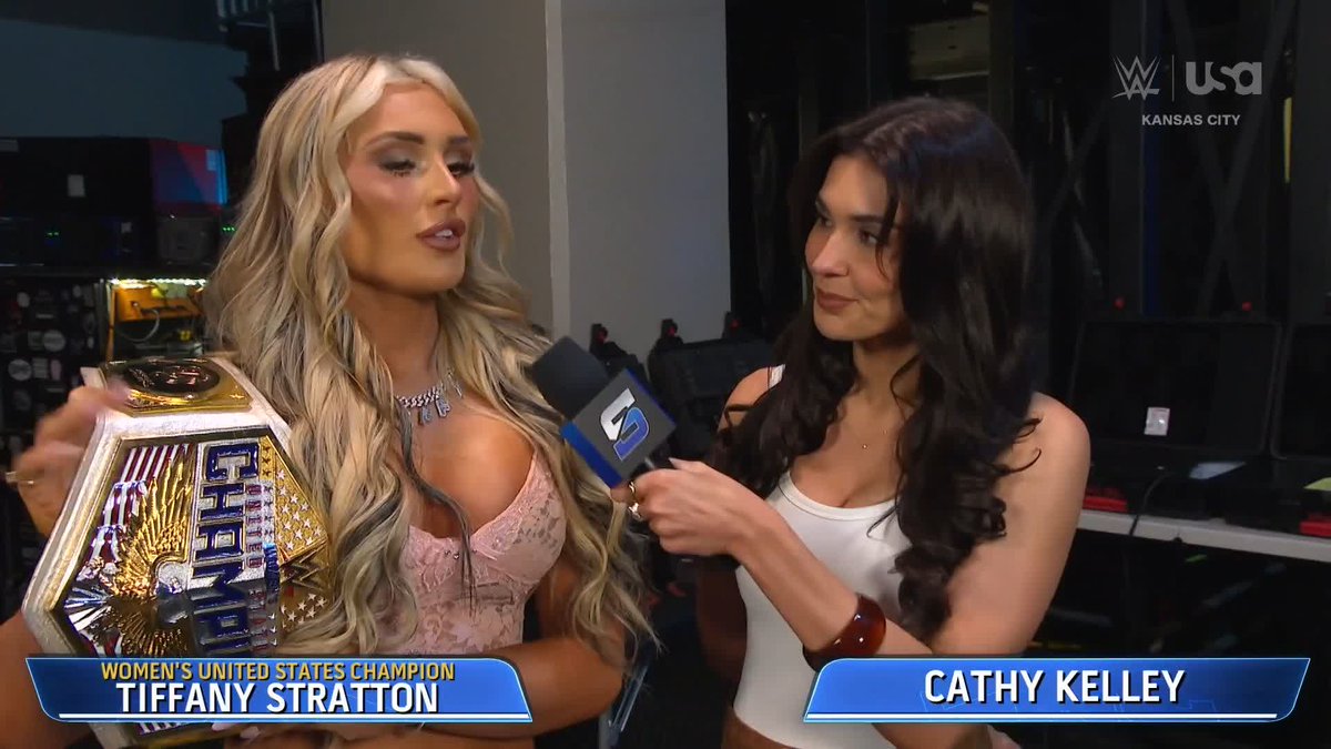 So Tiffany Stratton and CHELSEA GREEN are friends right? RIGHT? 😮