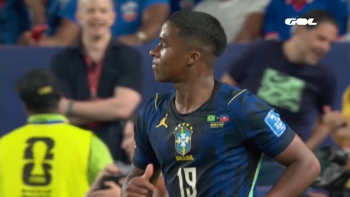 Endrick debuta en el Mundial y le anulan este gol 🫢