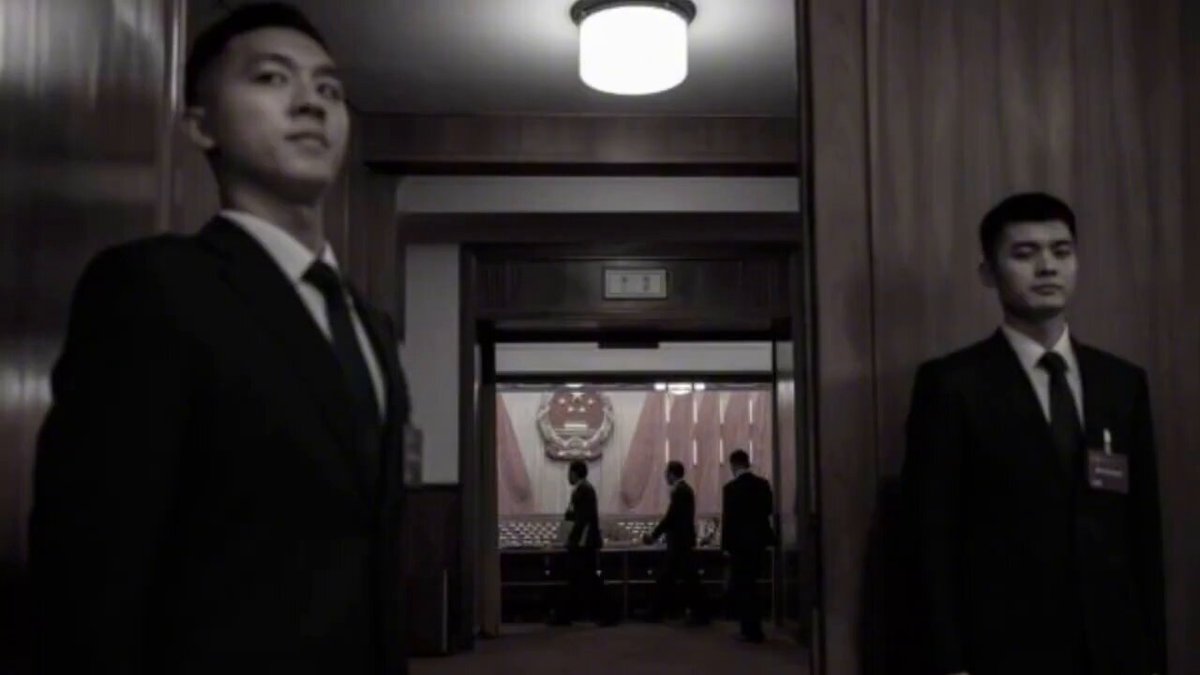 悬念拉满😱习近平罕见缺席政治局会议，李强蔡奇夺权大战正式打响💥