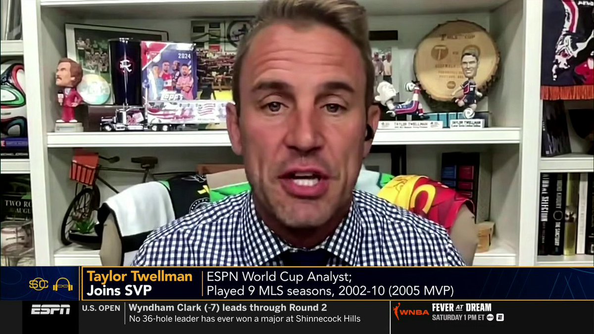 "They've won two games, in two different ways. That should give them momentum and confidence." Taylor Twellman joins @nothtefakeSVP to discuss how the United States should feel after consecutive wins 🇺🇸