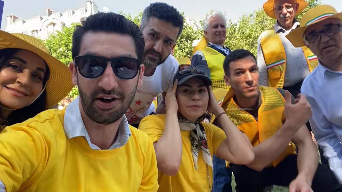 ما اومدیم اینجا برنامه رو هم شروع کردیم..چشم چی شیخ و شاه کور . #100KFreeIranRallye #ourchoicemaryamrajavi