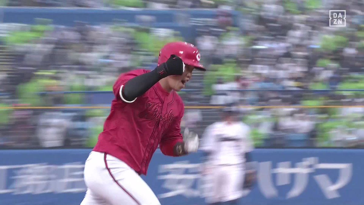 ひと振りに想いを込める 小園海斗 待望の1号弾 代打で登場、初球を仕留めた ⚾️ヤクルト×広島 #carp