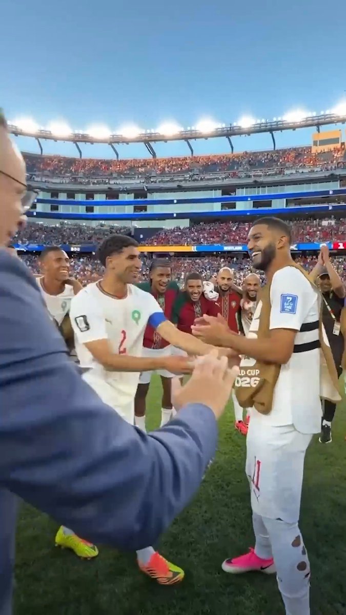 Good morning from Morocco’s happiest huddle. ❤️🇲🇦 #FIFAWorldCup | 📹: Équipe du Maroc