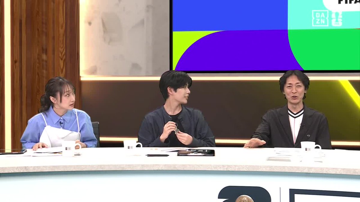 長尾謙杜さんへのお土産は👀 矢部浩之さんから「テキサスのスター⭐️」が手渡される 📺#FIFAワールドカップ -デイリーハイライト- 🗓️毎日19:00〜 #DAZN 配信中 #本気で楽しむならDAZN