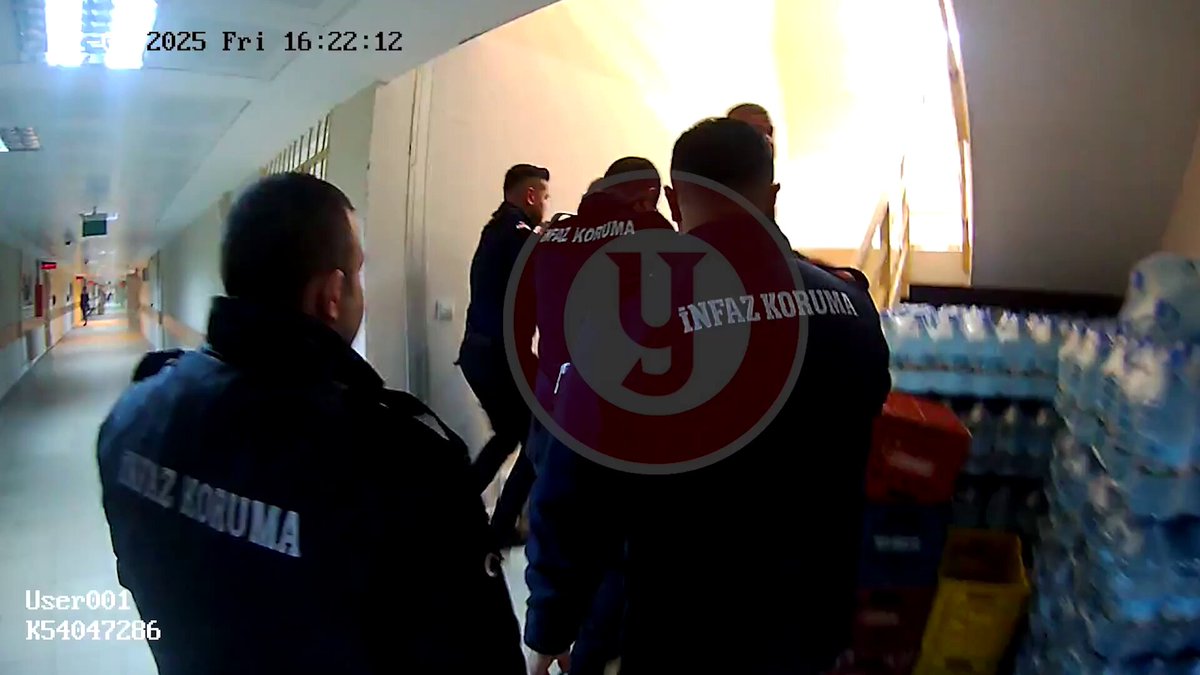 Hapishanede işkence! Manisa Akhisar Cezaevi’nde Volkan Ayvazlı adlı tutuklu gardiyanlar tarafından işkenceye maruz bırakıldı. V/Zana Kaya
