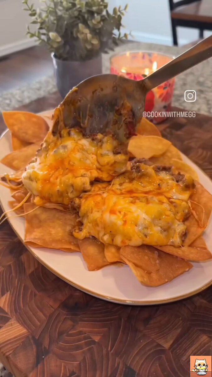 🍽 Skillet Nachos 🎥 Meagan Kilgore | Cooking With Megg 📍Link In The Comments