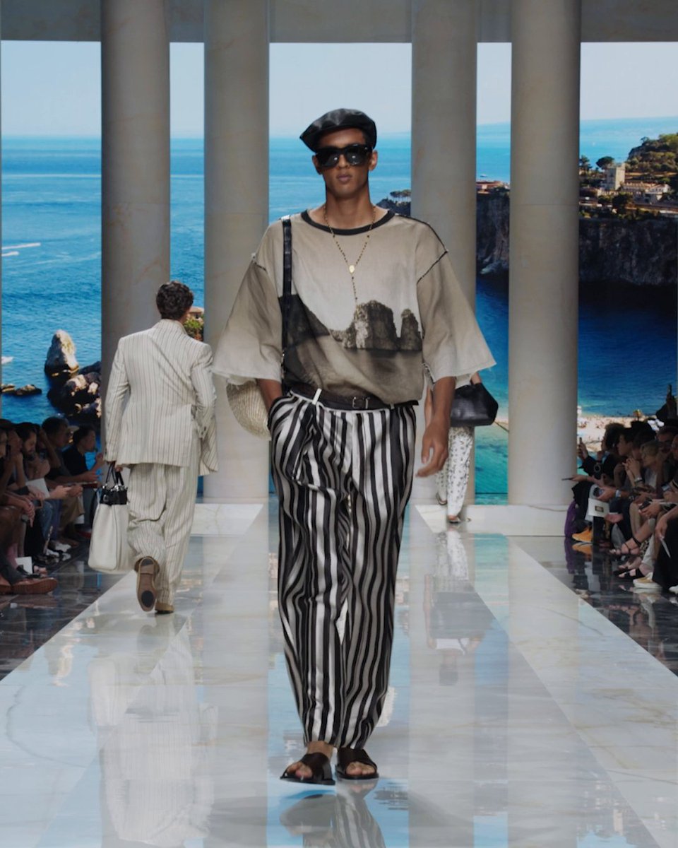 VACANZE SICILIANE #DGSS27 traces a journey through the spirit of Sicily, expressed in the distinctive codes of #DolceGabbana. Rewatch the show at #DGFattoAMano #MadeInItaly