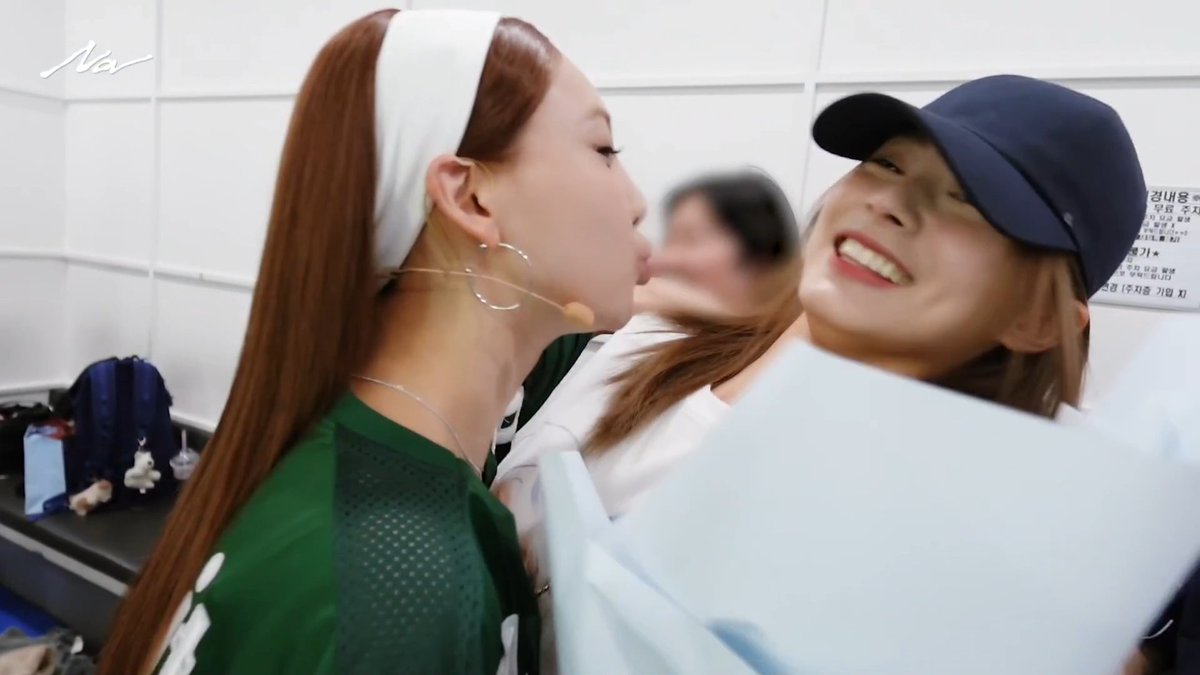 2 years ago today, CHAEYOUNG and TZUYU surprised NAYEON on her comeback stage with 'ABCD' on Music Bank.