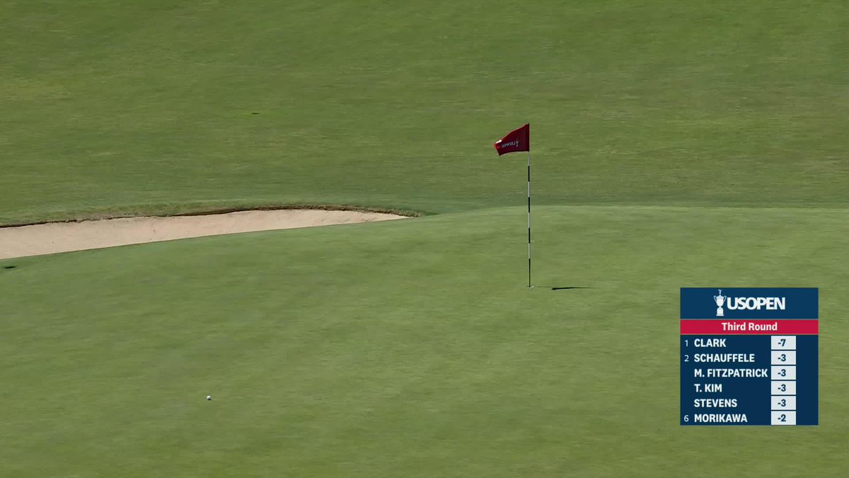 this is one of the coolest golf shots I’ve ever seen