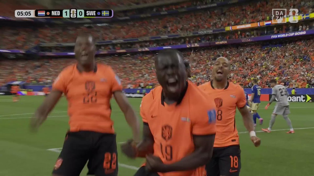 Esto es la definición de 𝐟𝐮́𝐭𝐛𝐨𝐥 𝐝𝐢𝐫𝐞𝐜𝐭𝐨 El despliegue de la Países Bajos de Ronald Koeman es TREMENDO 💣 #DAZNMundial #FIFAWorldCup