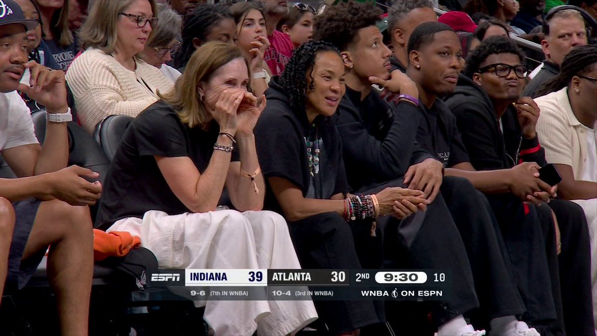 Angel Reese vs. Raven Johnson for the jump ball 😅 With Dawn Staley in attendance too 😂