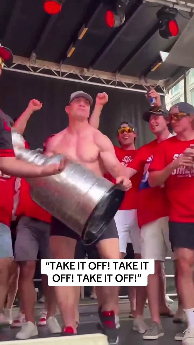 With a little help from his team, the fans got what they wanted 😂 (📹 via @canes)