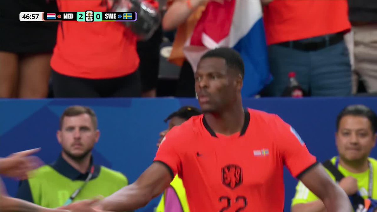¡LOS BUSCAPIÉS, LA PESADILLA DE SUECIA! A través de esta acción, Países Bajos llegó a un nuevo gol de la mano de Cody Gakpo... ¡Cómo están los de Koeman! ⚽ #ESPNMundial 📺 Mirá los mejores partidos de la #FIFAWorldCup por ESPN, en el Plan Premium de #DisneyPlus