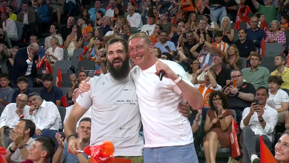 HISTORIA TARONJA 🍊 Bojan Dubljevic y Serhiy Lishchuk, presentes en Valencia.