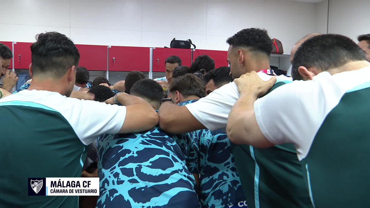 🔊 Simplemente: SUBAN EL VOLUMEN. 🤍 Málaga CF 💙 #LALIGAHYPERMOTION | #BehindLALIGA | #DesenlaceLALIGA | #AlmeríaMálaga