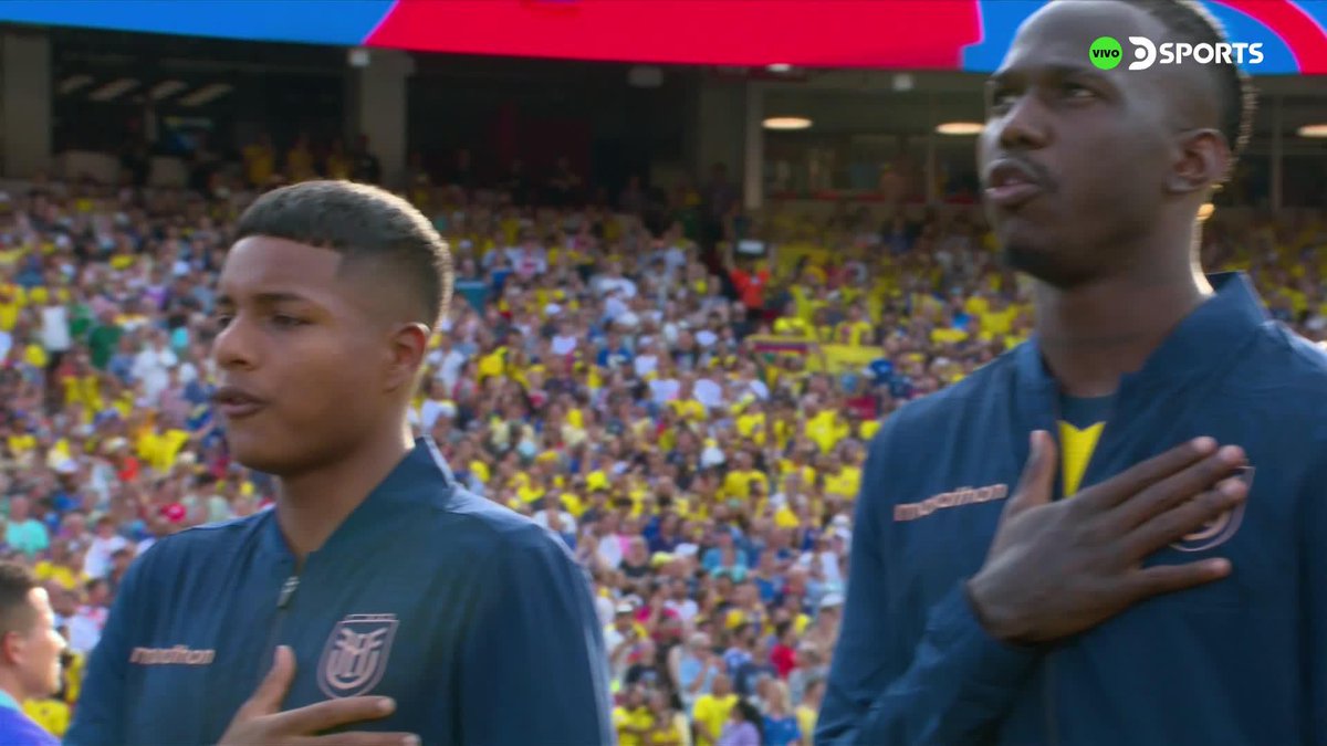 🇪🇨 El himno ecuatoriano resonó con fuerza en Kansas. El Seleccionado de Ecuador protagonizó una de las imágenes más emotivas de la previa ante Curazao.