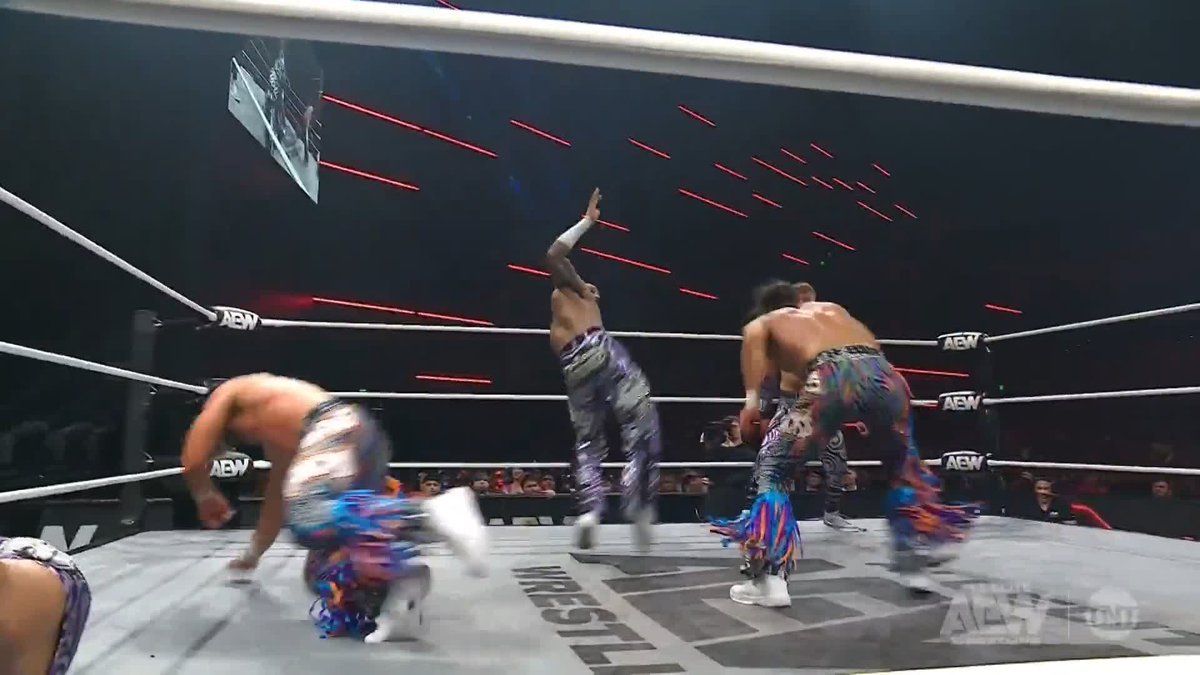 Jungle Jack Perry was just LAUNCHED knee first into Jay Lethal! Watch #AEWCollision on TNT &amp; HBO Max