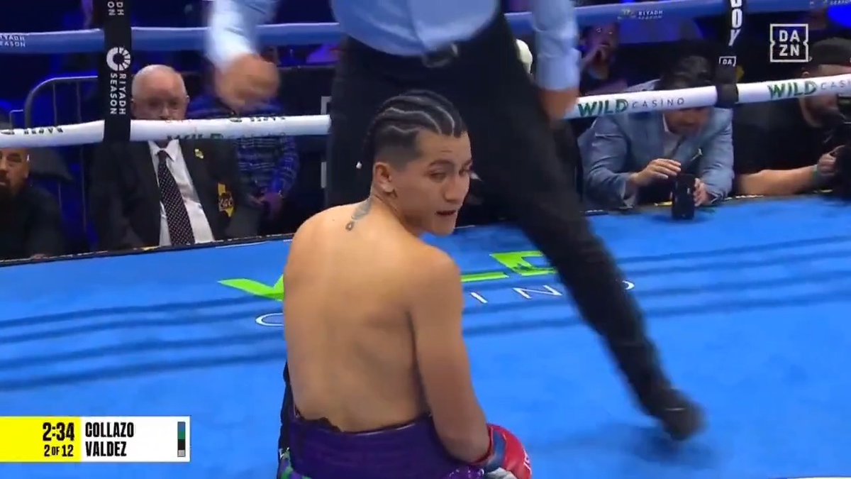 The left hand couldn't miss 💥 The moment Oscar Collazo stopped Neider Valdez 🥊
