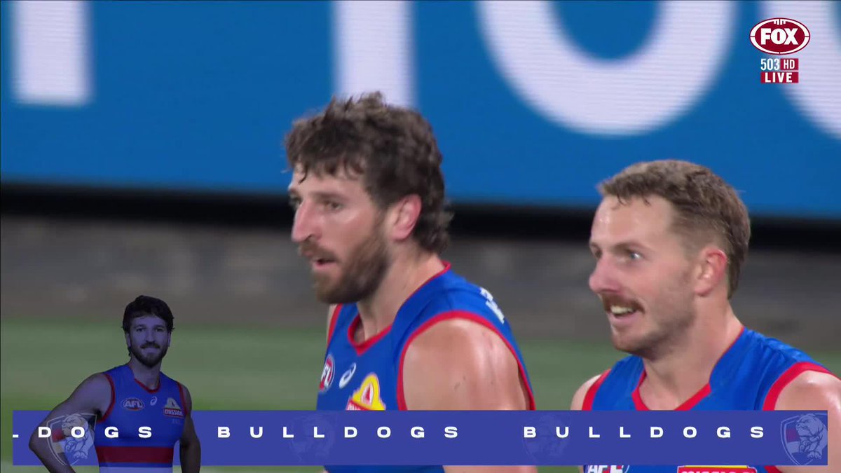 'HE IS A GREEK GOD COME TO LIFE!' 🙏 Marcus Bontempelli with an OUTRAGEOUS ground ball get, before finishing his own work. 📺 Watch #AFLSaintsDogs on Ch.504 or stream on Kayo: ✍️ BLOG 🔢 MATCH CENTRE