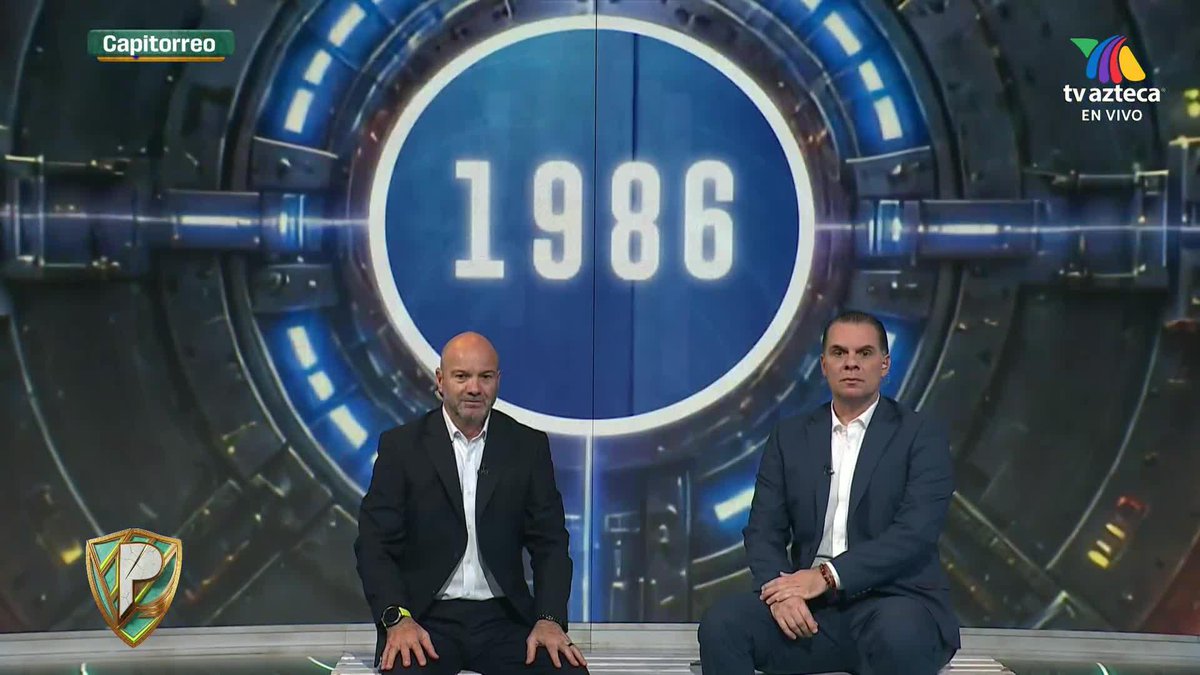Luis García del pasado estuvo en el foro resolviendo dudas de su futuro.🤣🔮 #ElCanalDelMundial #CopaMundialFIFA #Somos26 🔴 Los MEJORES partidos de la Copa Mundial de la FIFA 2026™️ TOTALMENTE GRATIS en y las APPs de Azteca Deportes y TV Azteca EN VIVO.
