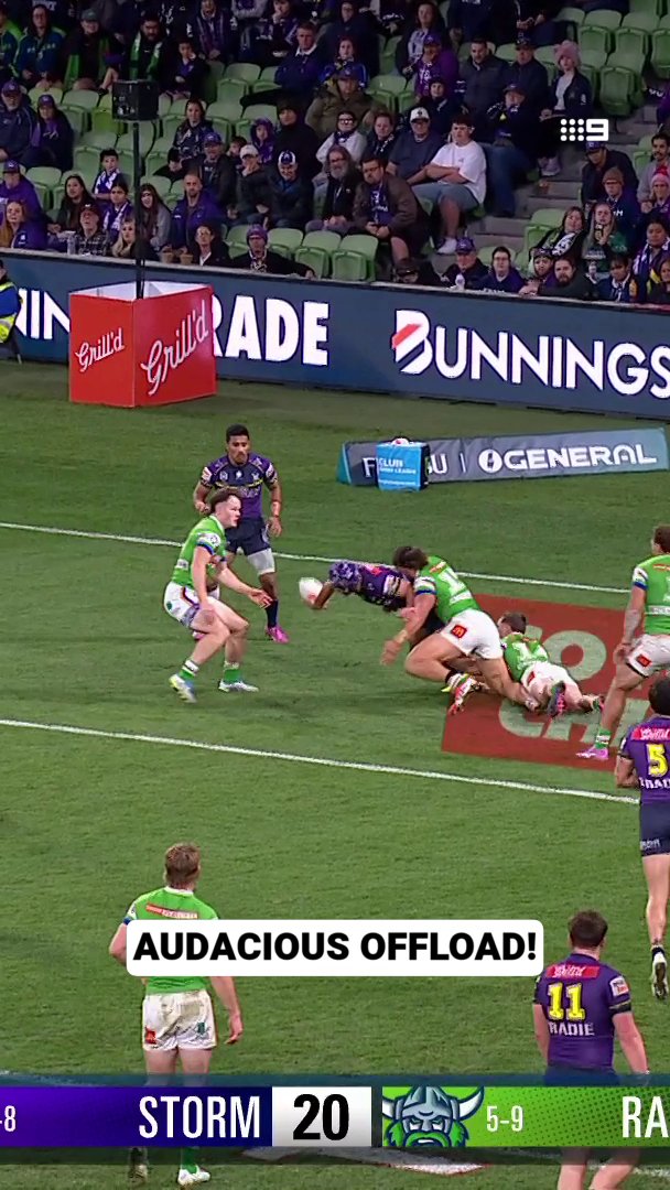 Risky offload from Hughes pays off! #NRL
