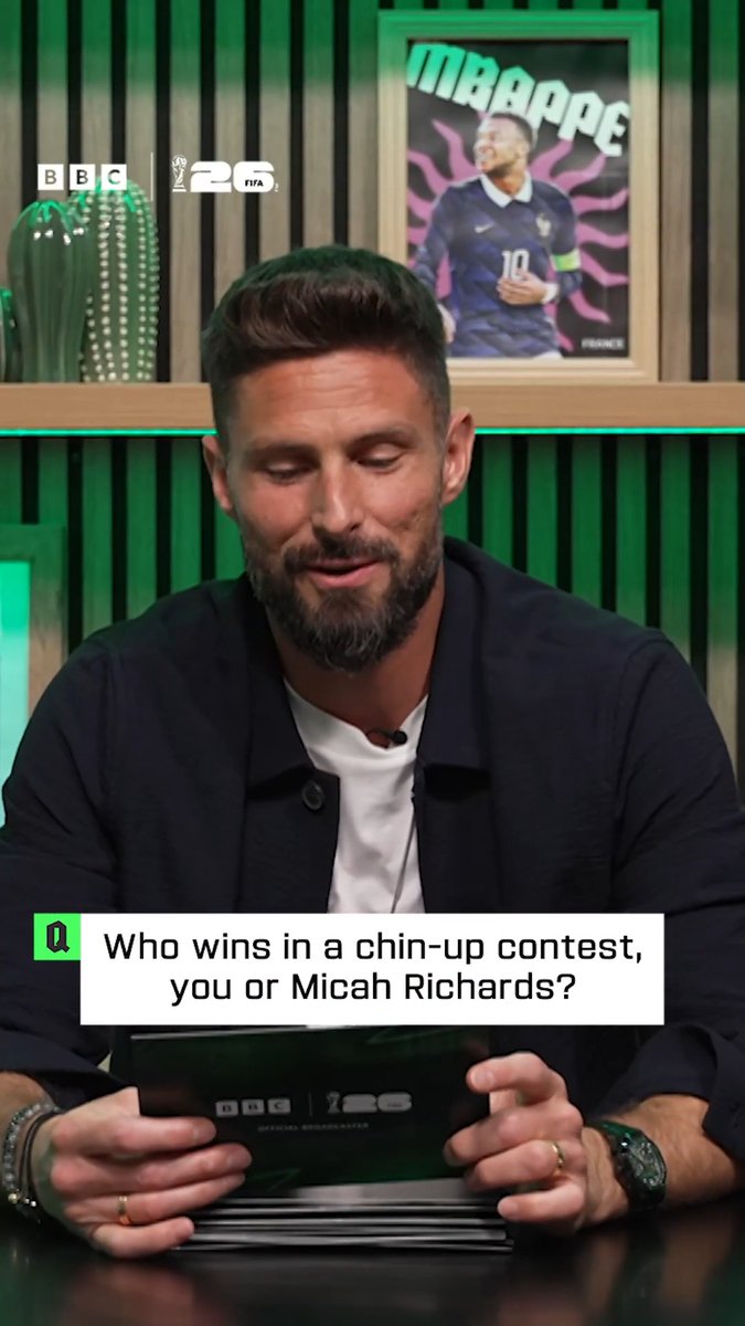 Who would win in a chin-up contest? 💪 Olivier Giroud or Micah Richards? 🤔