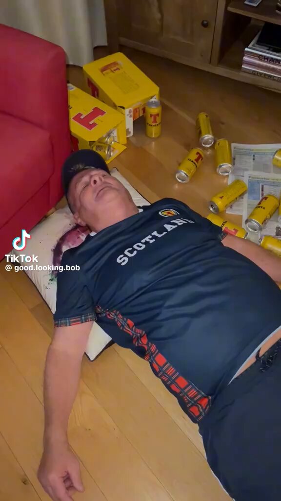 Wait for it 😂😂😂 🍻