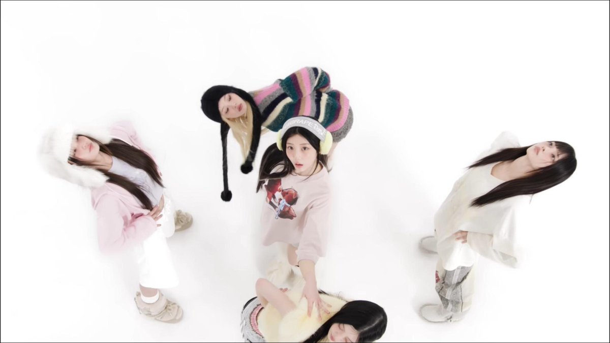 the way this song was the last girl group kpop song to reach the locals