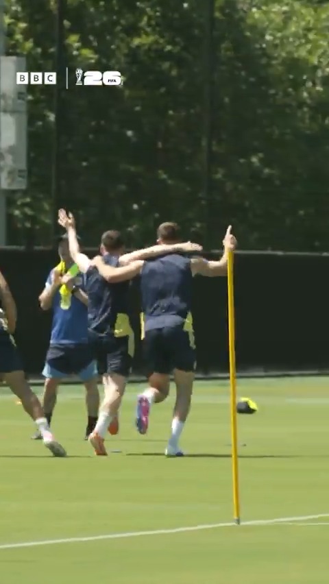 Some interesting training drills going on in the Scotland camp 🤣 #BBCFootball #FifaWorldCup