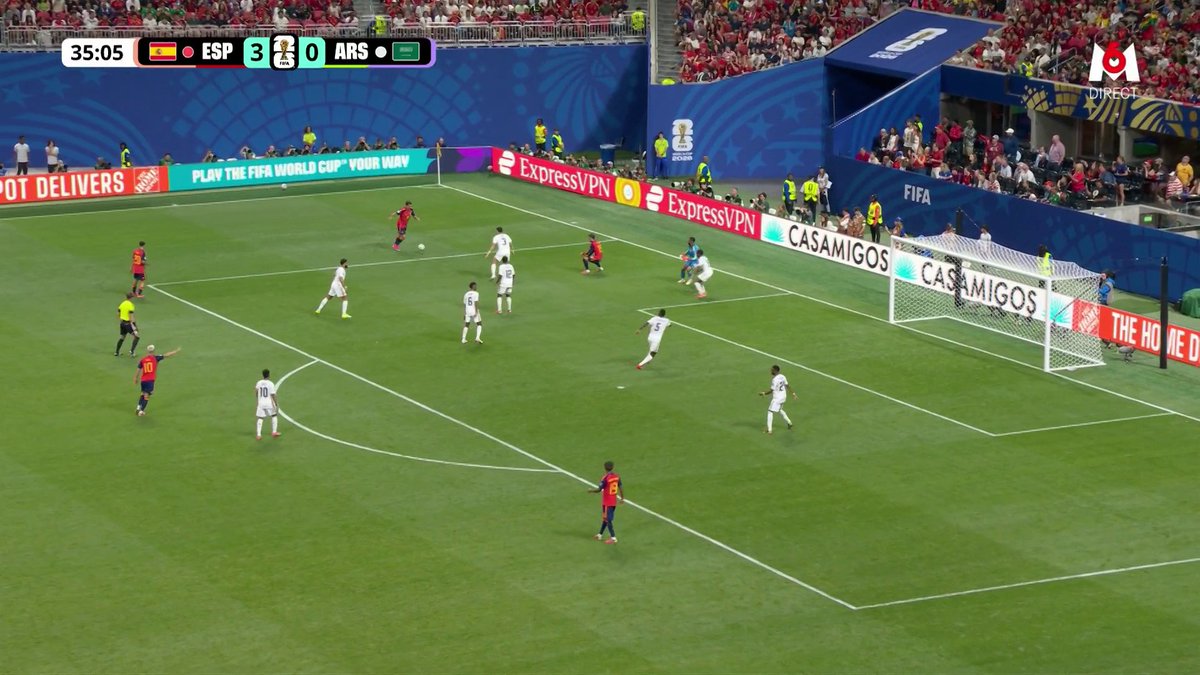 🚨 OYARZABAL 🇪🇸 TOUT PROCHE DU TRIPLÉ SUR CET EXTÉRIEUR DU PIED EXCEPTIONNEL !!! ÇA FINIT SUR LA BARRE !!! 🎥 M6 - Coupe du Monde de la FIFA 2026™