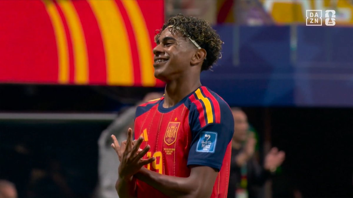 🏆️━━━━━━━━━━━━ FIFAワールドカップ グループH DAZNピックアップシーン ━━━━━━━━━━━━━⚽ 🇪🇸オヤルサバルからヤマルへ まさに芸術的な先制ゴール❗️ 🆚スペイン×サウジアラビア ⚽ヤマル（スペイン）10分