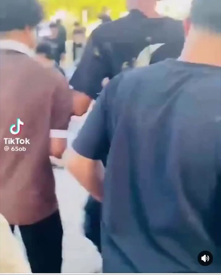 الكواولة الهمج 🤦🏻‍♂️ شعب قذر 😷
