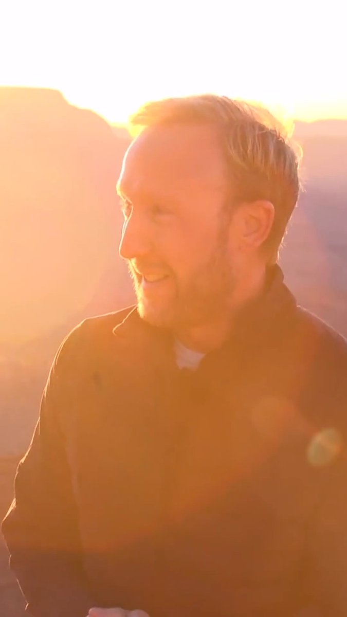 Mooie ervaring: Raymond Mens geniet van een adembenemende zonsopkomst bij de Grand Canyon ⛰️☀️ #vandaaginsideoranje
