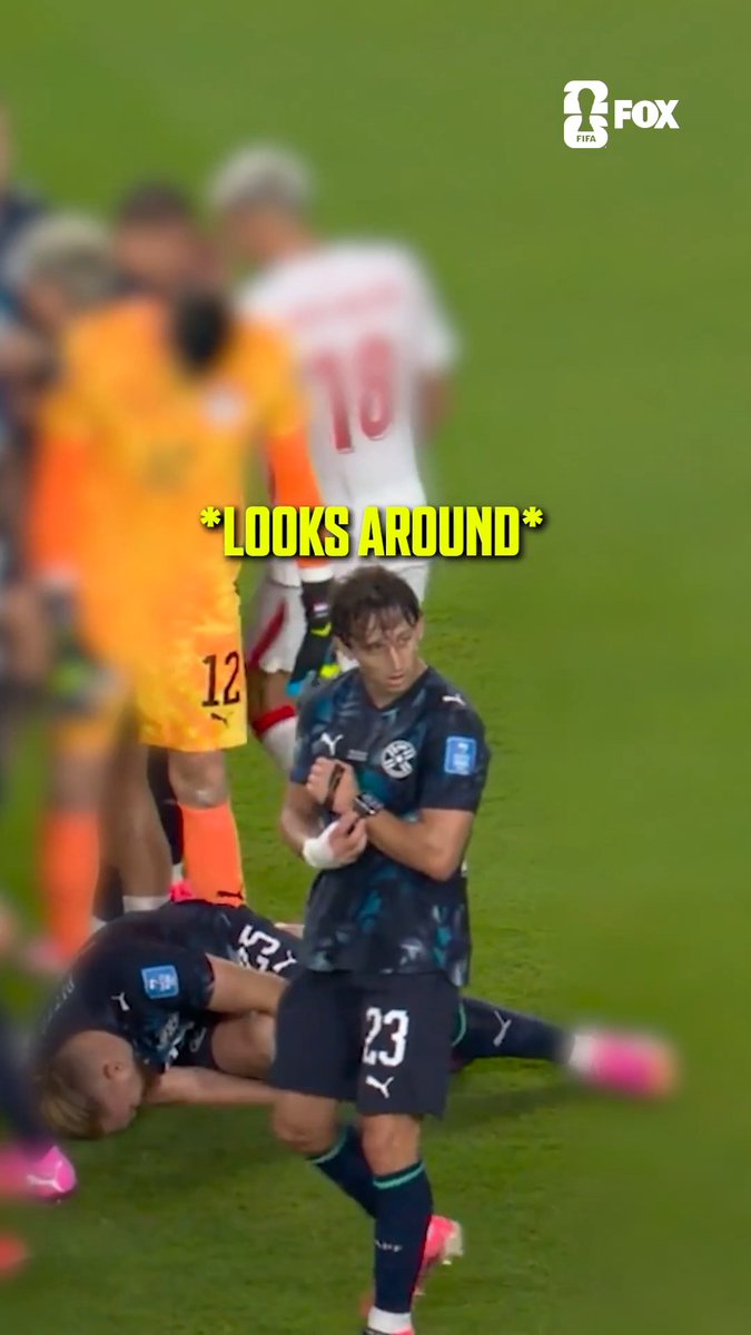 Caught in 4K trying on the referee's watch 🤣